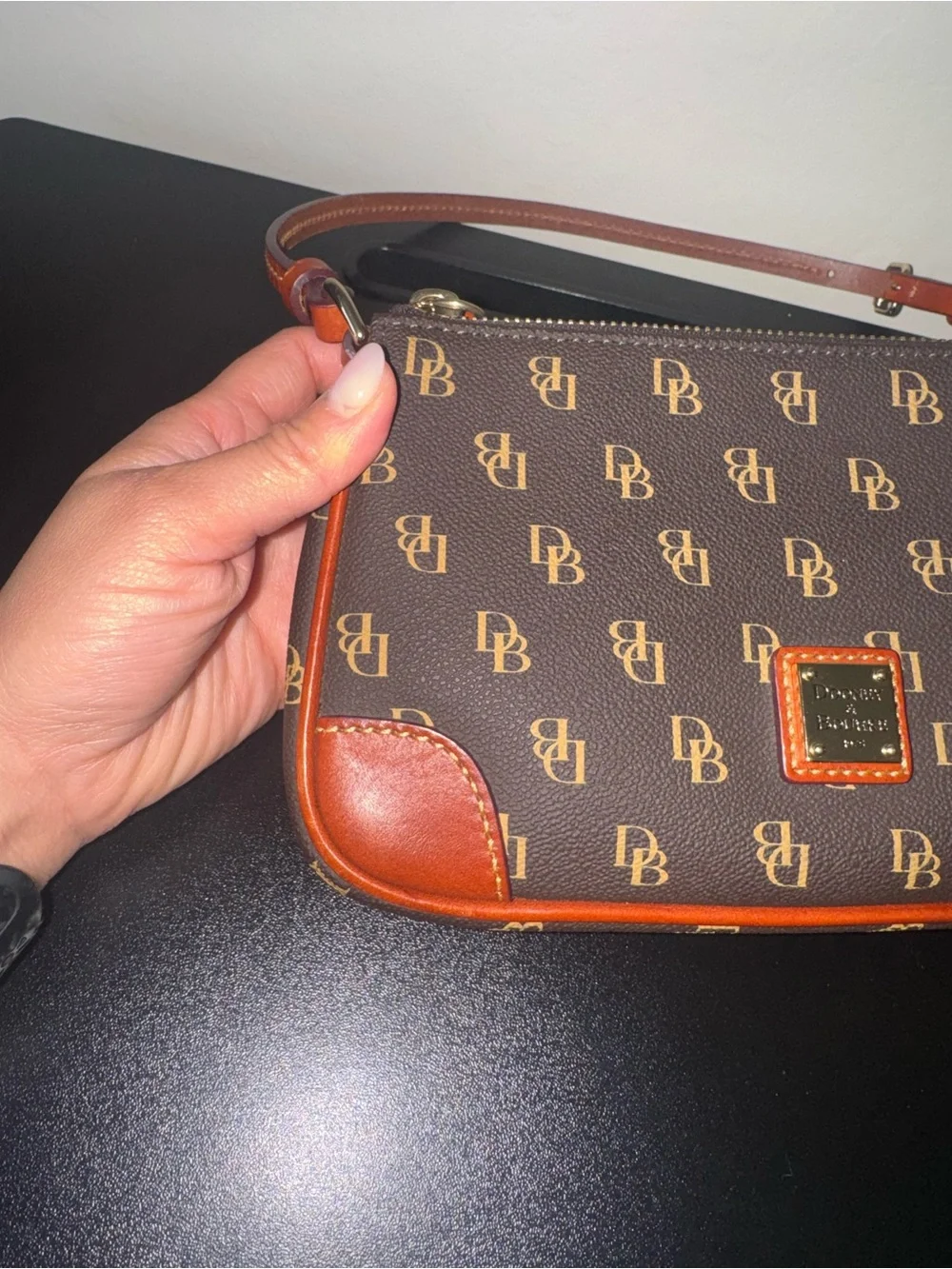 Dooney & Bourke Gretta Slim Crossbody Brown T’moro